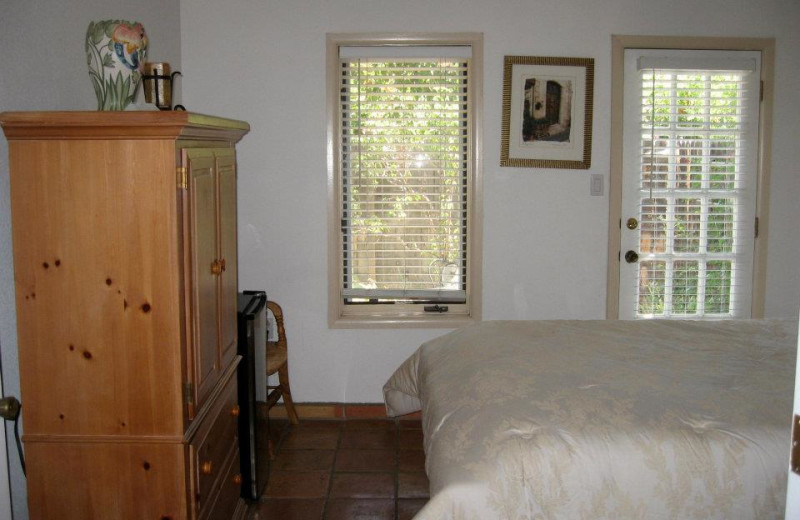 Guest room at Sarabande Bed & Breakfast.