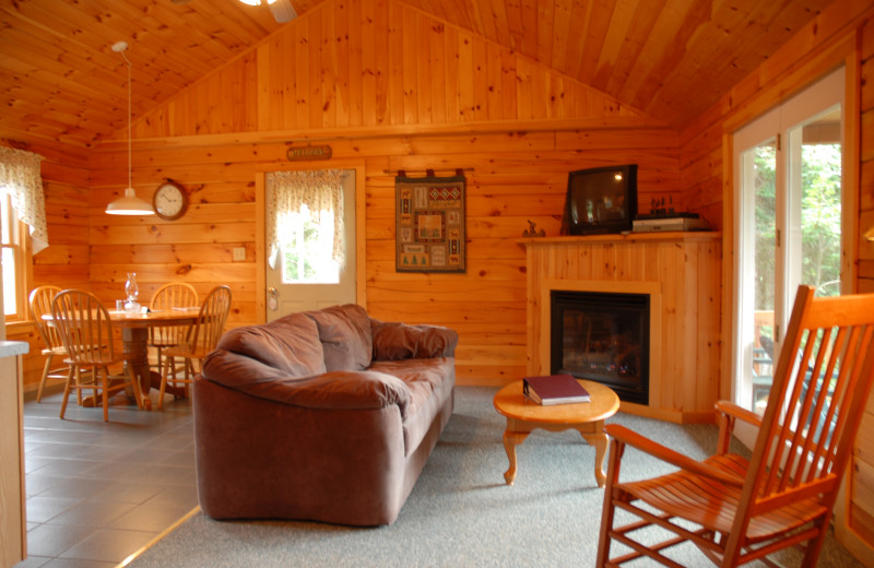 Cabin living room at Cabins at Lopstick.