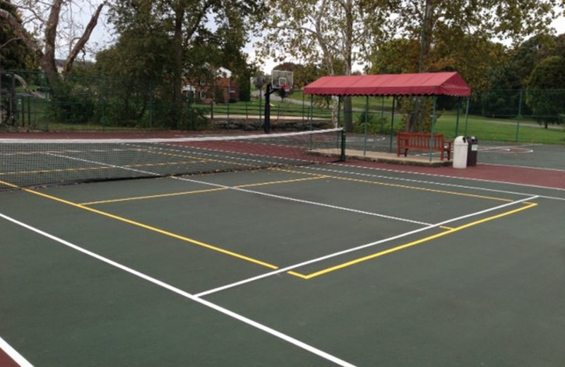 Tennis court at Lancaster DoubleTree Resort by Hilton.