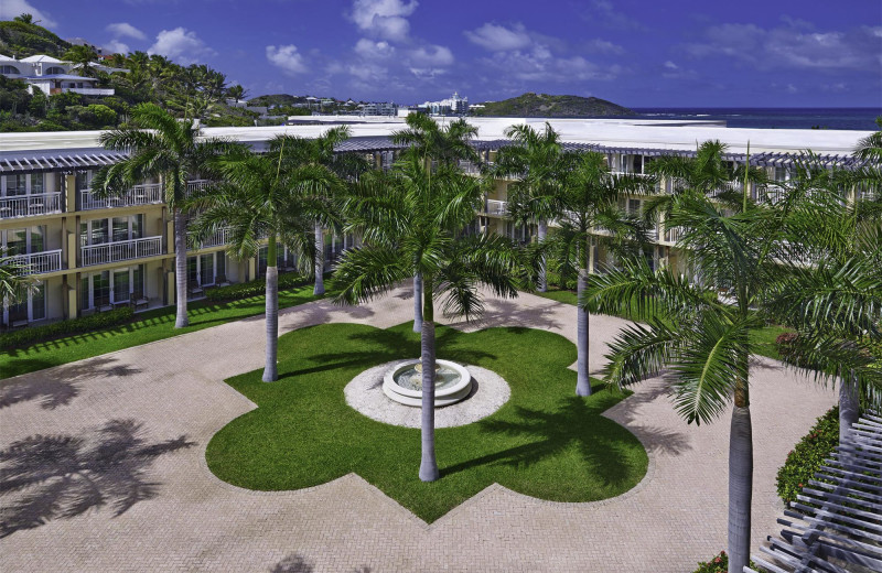 Courtyard at The Westin Dawn Beach Resort.