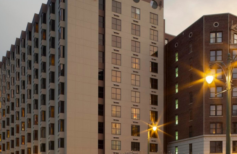 Exterior view of Doubletree by Hilton Memphis Downtown.