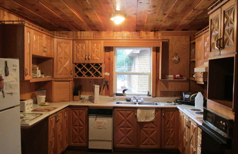 Kitchen at Absolute Outfitters Twin Pine Lodge.