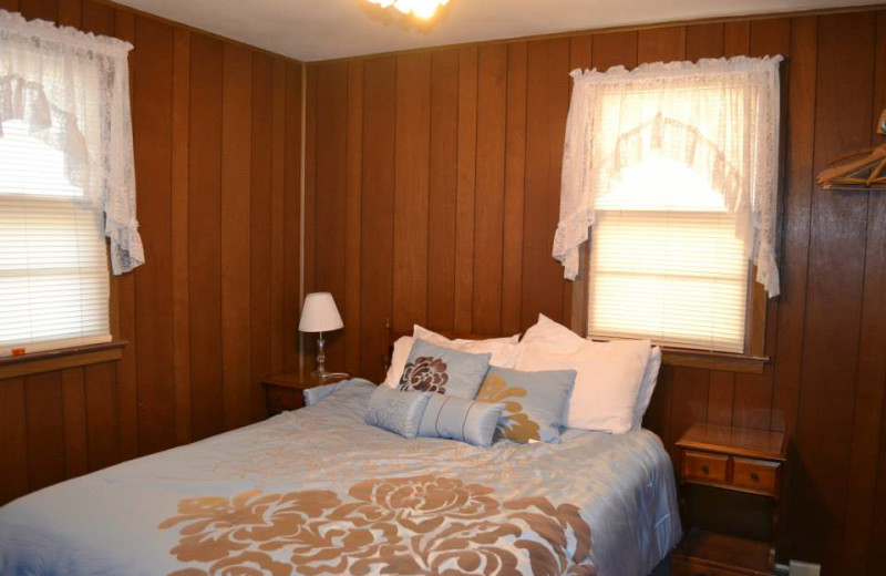 Guest bedroom at The Cottage Resort & Marina Inn.