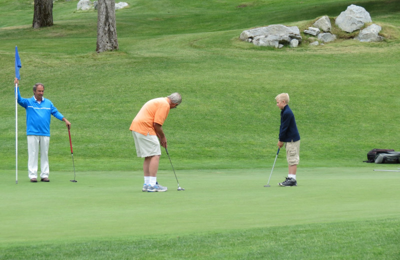 Golf at Stoneridge Resort.