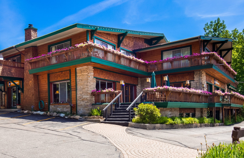 Exterior view of Best Western Adirondack Inn.