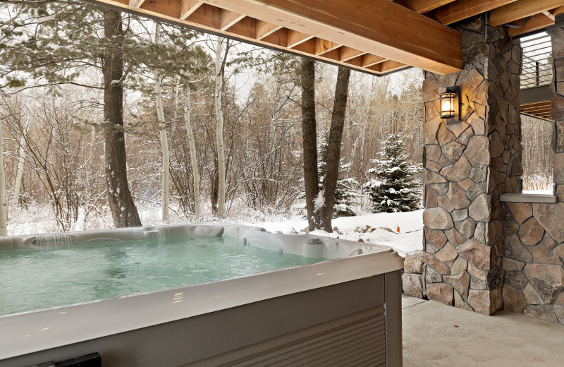 Cabin hot tub at Teton Springs Lodge.