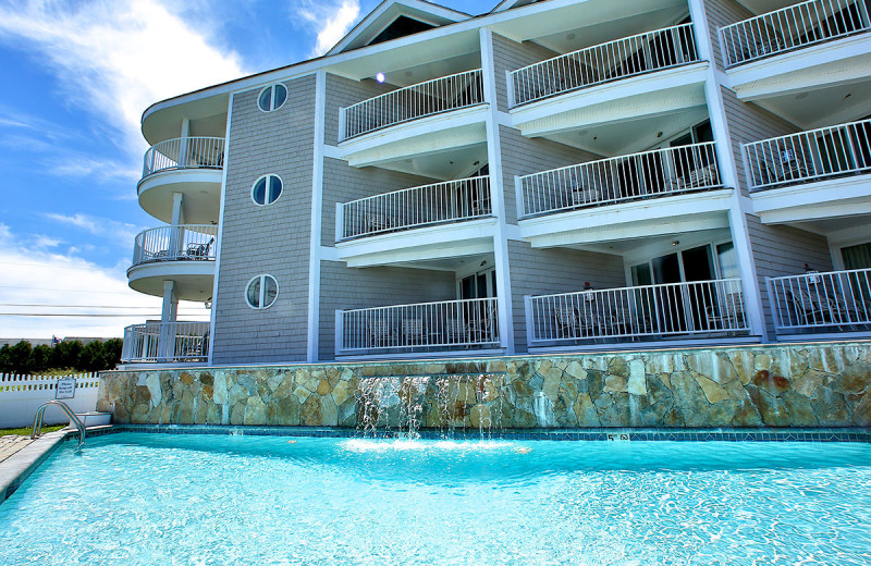 Outdoor pool at Anchorage Inn.