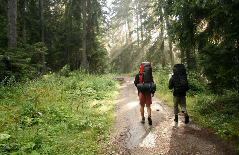 Hiking at Penn Wells Hotel & Lodge.