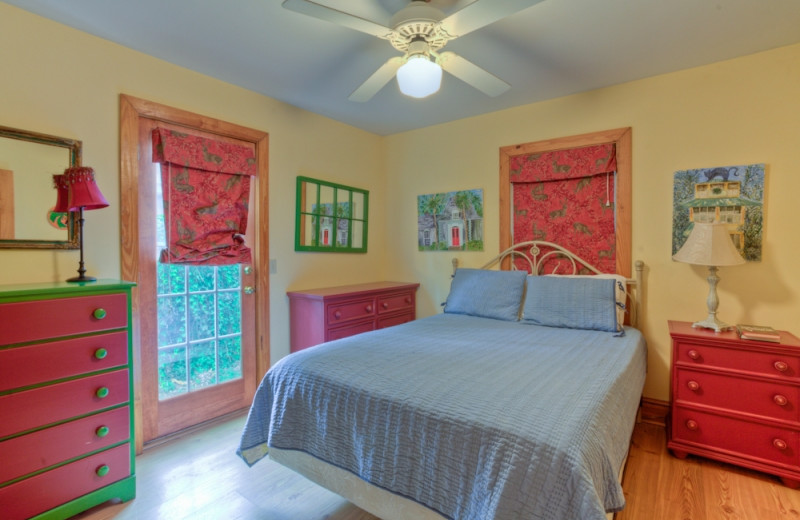 Vacation rental bedroom at Hodnett Cooper.