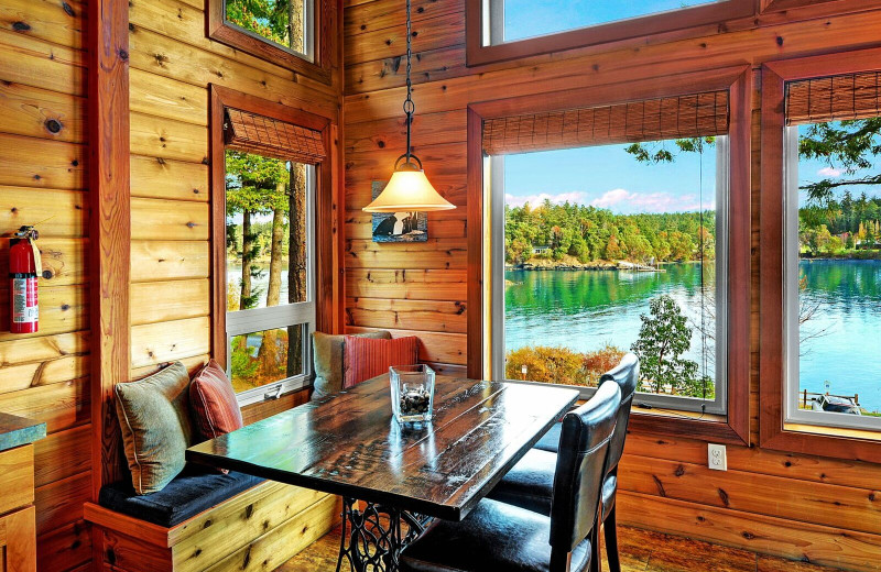 Guest dining area at Snug Harbor Marina Resort.