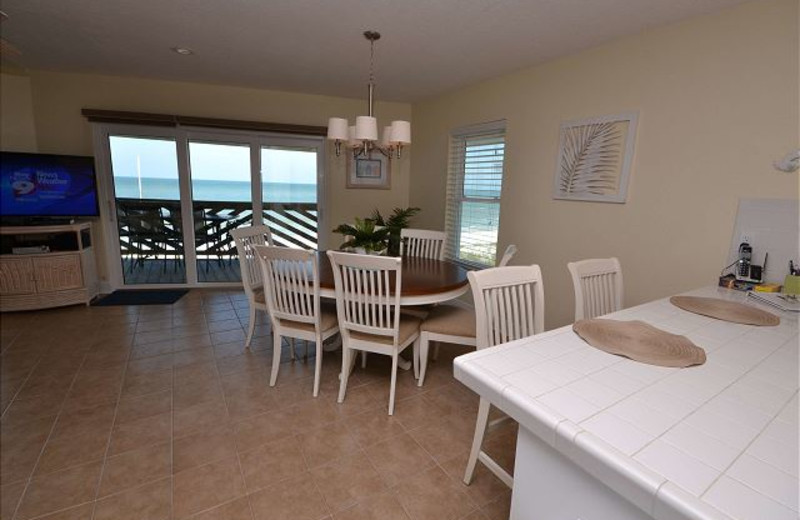 Indialantic Vacation Rentals Cypress N Sun A2 Top Floor Gulffront