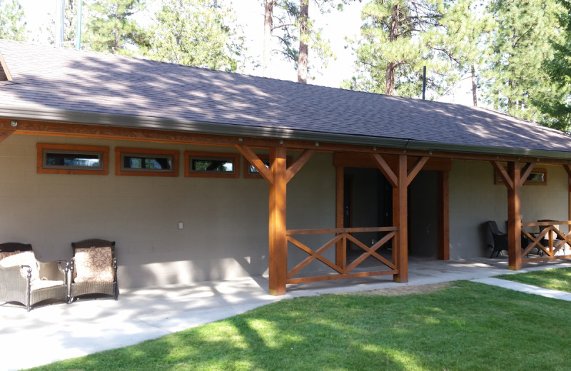 Exterior view of Powers Creek Retreat.