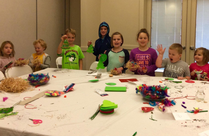 Kid's activities at Canyon of the Eagles Nature Park & Resort.