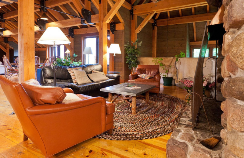 Lounge area at Drummond Island Resort.