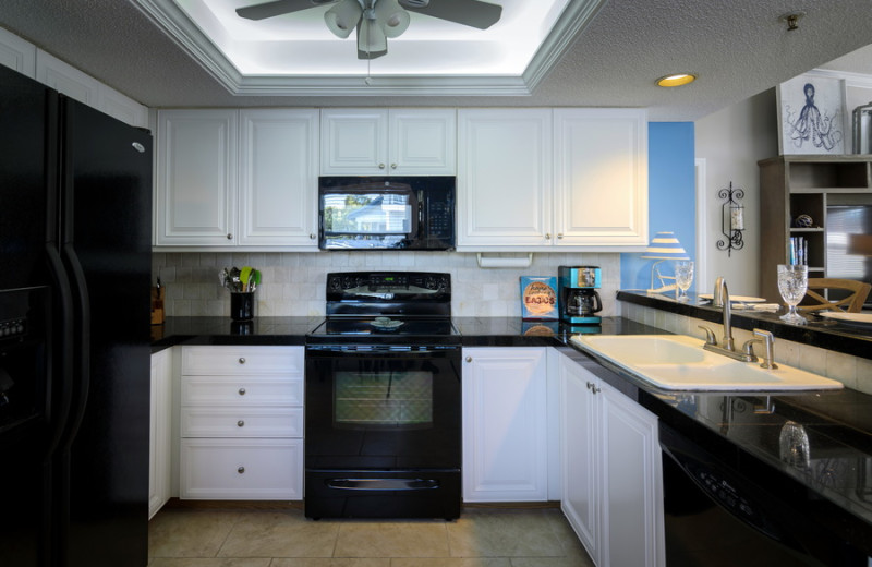 Rental kitchen at beachrentals.mobi. LLC.