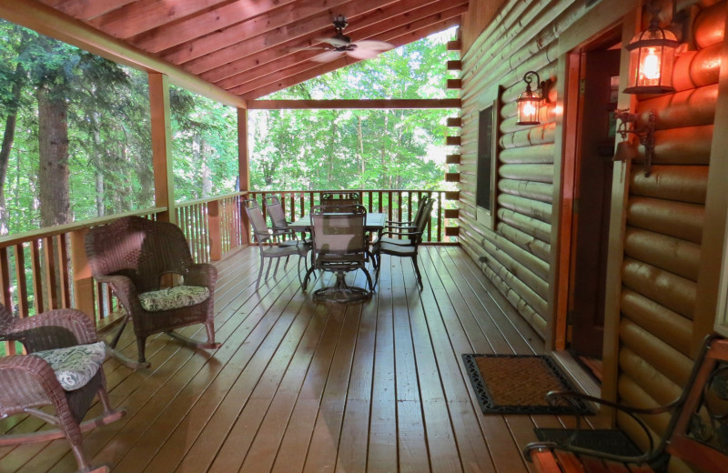 Cabin porch at Creeks Crossing Cabins.