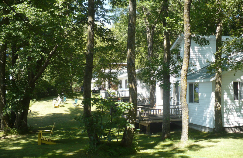 Cottage exterior at Woodlawn Resort.