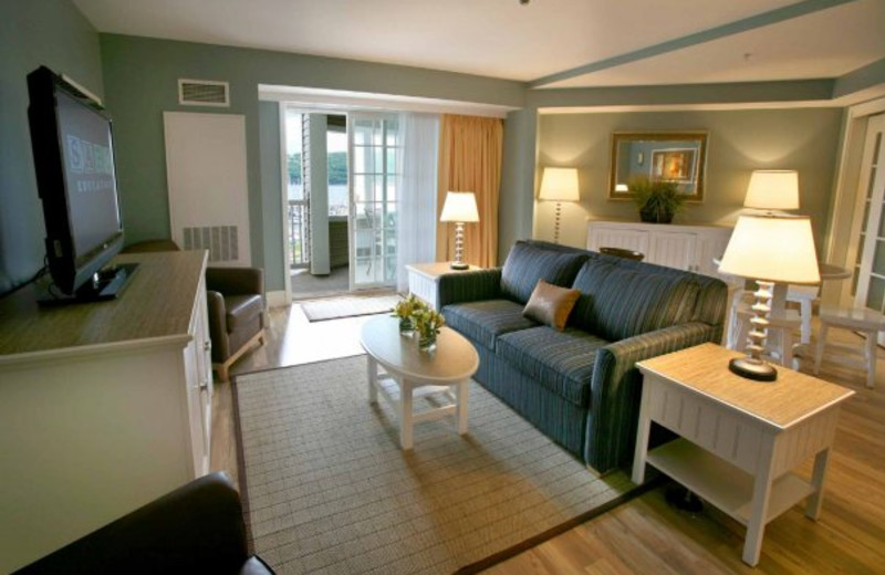 Guest Suite at Harbor Hotel