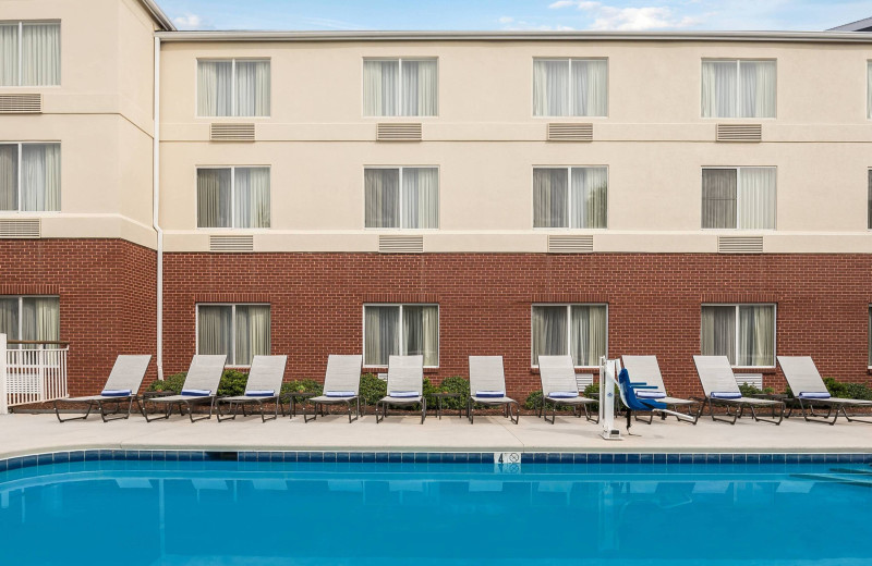 Outdoor pool at Fairfield Inn Charlotte Northlake.