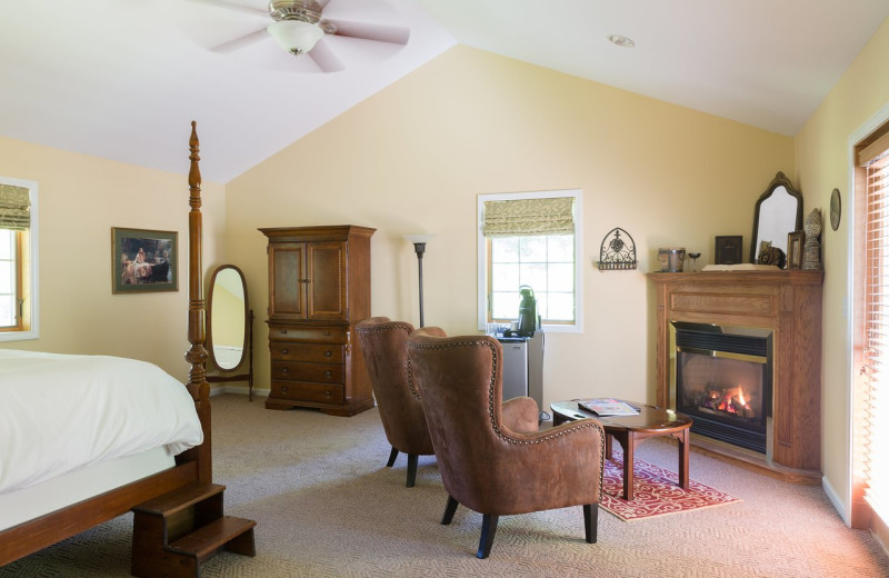 Guest room at Inn at Stockbridge.