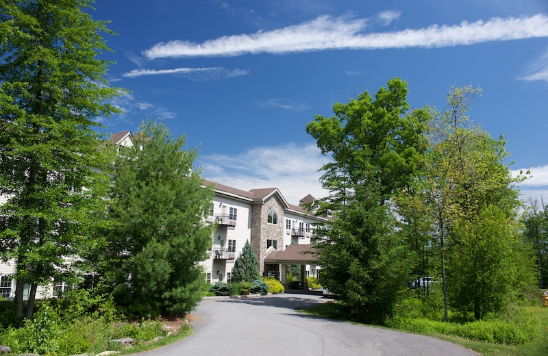 Exterior view of Split Rock Resort & Golf Club.