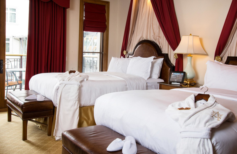 Guest room at Arrabelle at Vail Square, A RockResort.