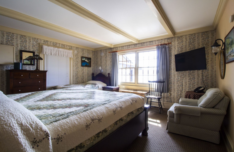 Guest bedroom at Trout House Village Resort.