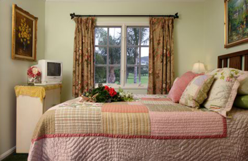 Guest room at Garden Cottage at the Green Bed & Breakfast.