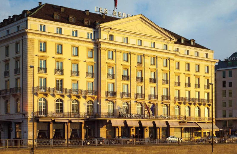 Exterior view of Hotel des Bergues.