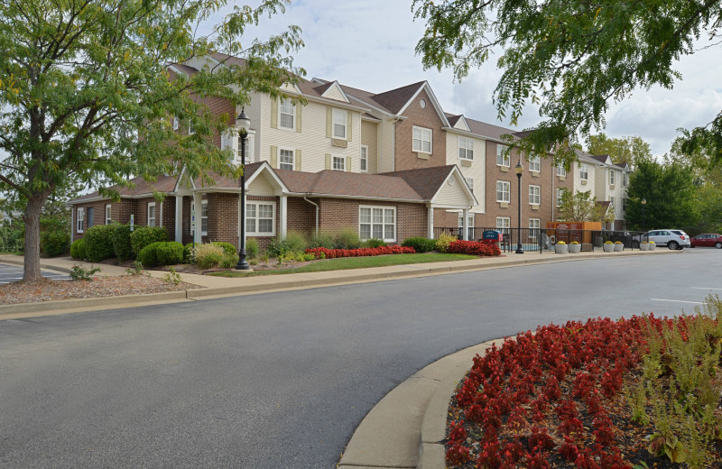 Exterior view of TownePlace Suites St. Louis St. Charles.