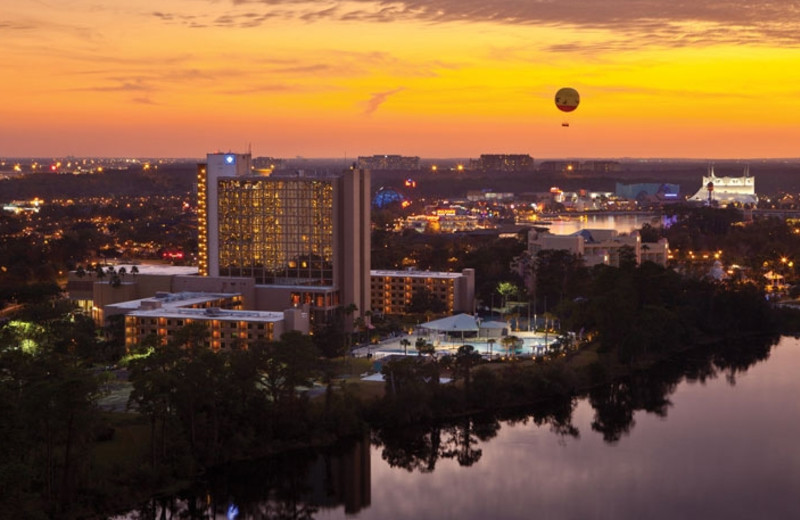 Aerial view of Wyndham Lake Buena Vista.