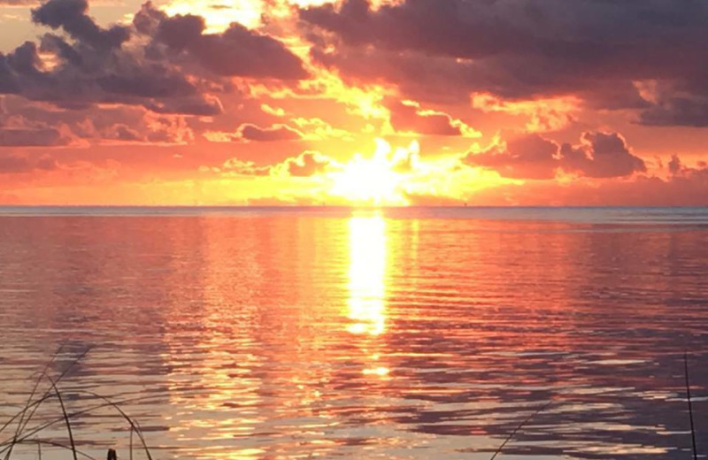Beach sunset at Westwinds Inn.