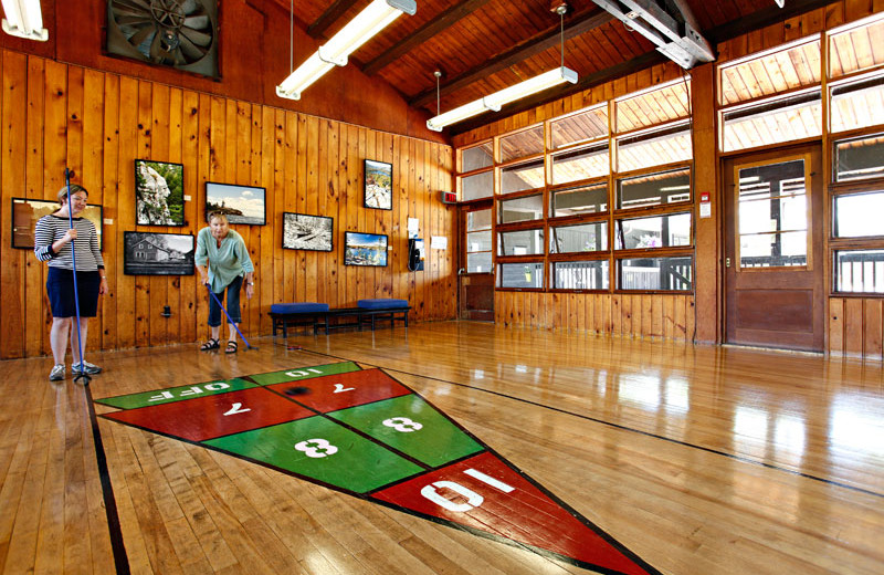 Shuffle board at Killarney Mountain Lodge.