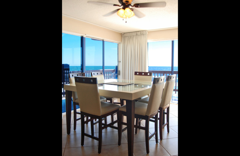 Guest dining room at Island House Beach Front Condominiums.