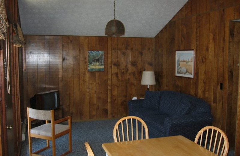 Dining and living room at Golden Arrow Resort.