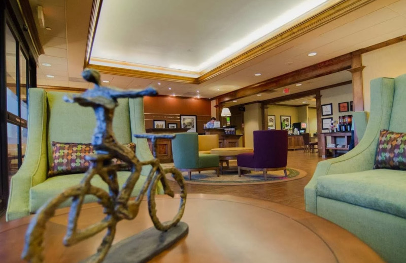Lobby view at Hampton Inn St. Robert.