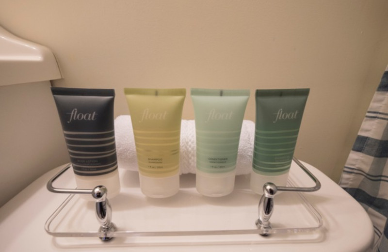 Cottage amenities at Sunapee Harbor Cottages.