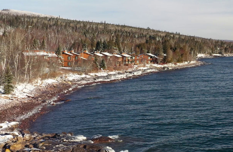 Exterior view of Lutsen Sea Villas.