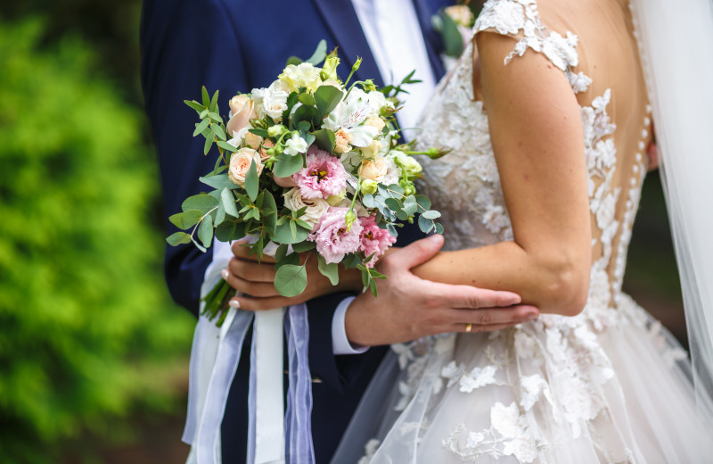 Weddings at The Elms Waterfront Cottages.