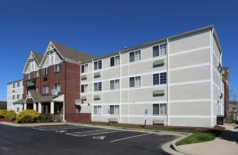 Exterior view of Extended Stay America - Cincinnati - Blue Ash - Reed Hartman.