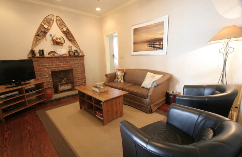 Cottage living room at Interlaken Resort & Conference Center.