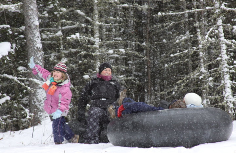 Outdoor activities at Elk Ridge Resort.