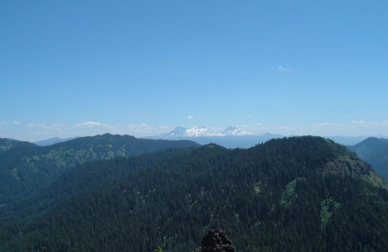 Hiking at The Wayfarer Resort.