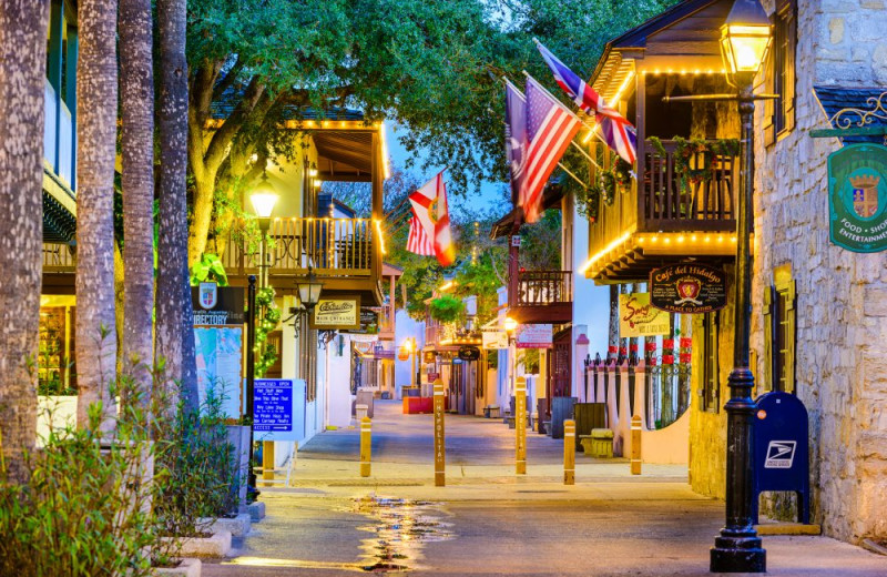 Shopping near Southern Oaks Inn.