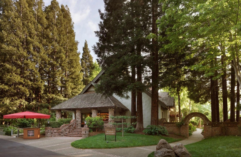 Exterior view of Harvest Inn.