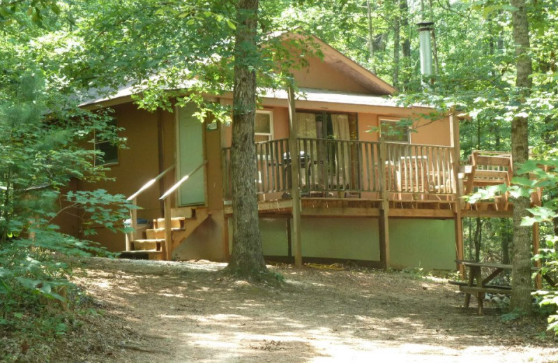 Cabin exterior at Mountain Rest Cabins and Campground.