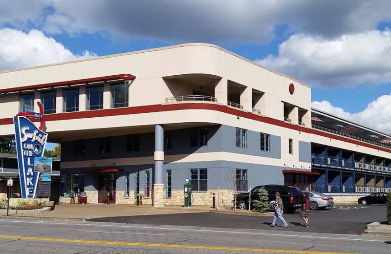 Exterior view of Surfside on the Lake Hotel & Suites.