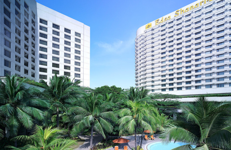 Outdoor pool at Edsa Shangri-La.