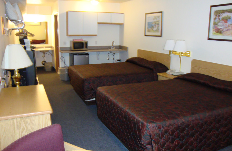 Double bedroom at the Couer d'Alene Budget Saver Motel.