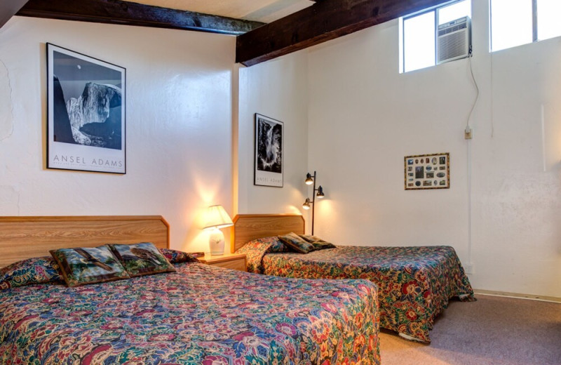 Rental bedroom at Yosemite West Lodging, Inc. 